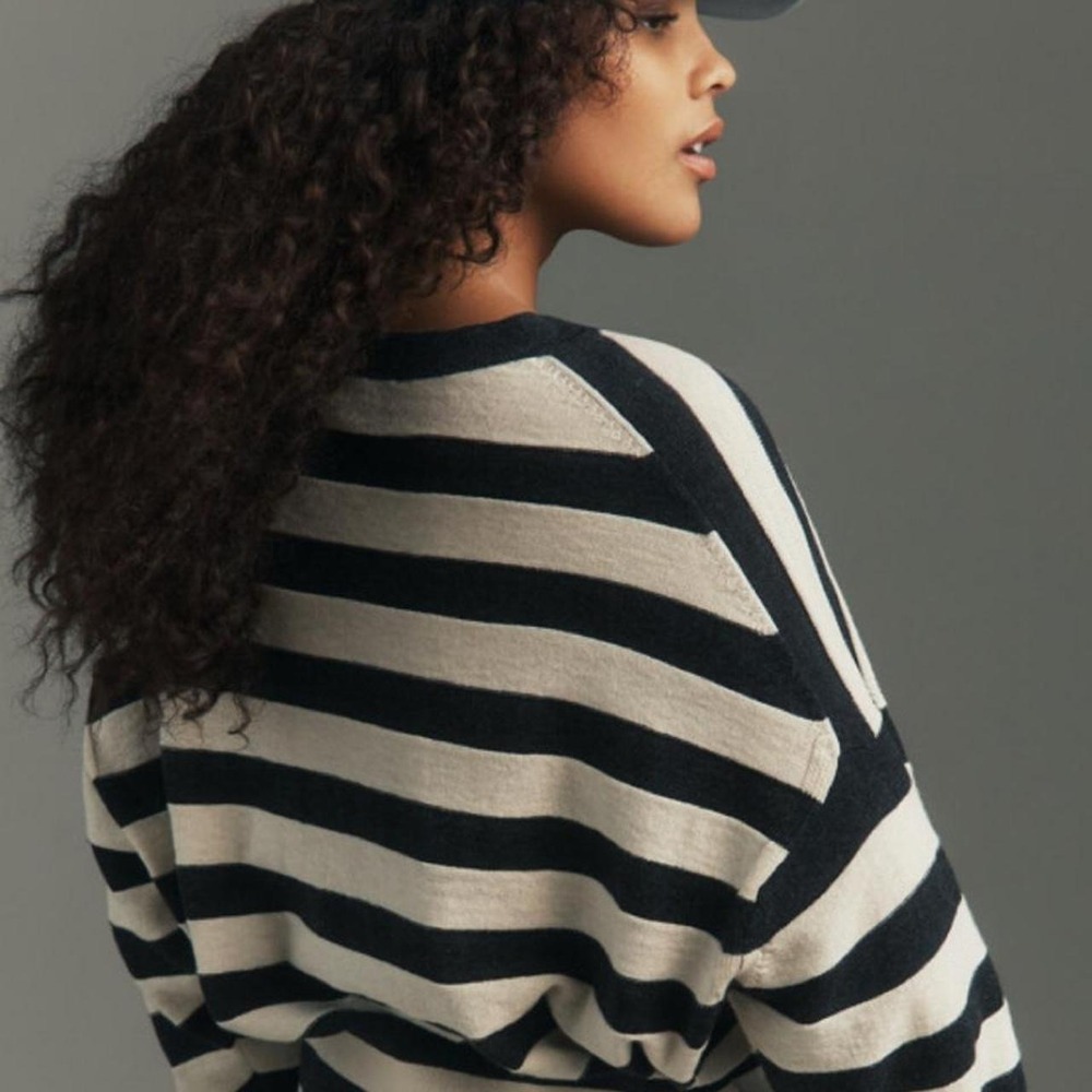 Crew neck dolman Black and beige horizontal striped sweater
